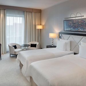 Riverside Guest room 2 Twin or Single Beds